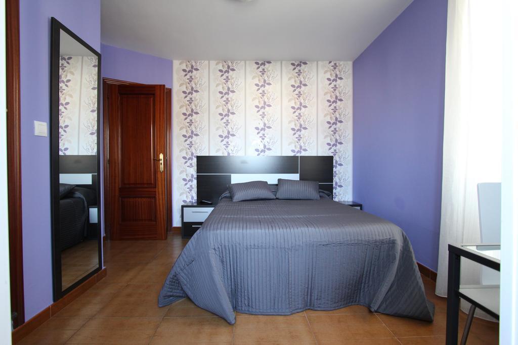 Pr Plaza De Galicia Hotel ซานติอาโก เด กอมโปสเตลา ภายนอก รูปภาพ